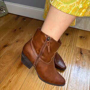 🍂 Frye Brown Leather Ankle Boots - Size 8.5 🍂